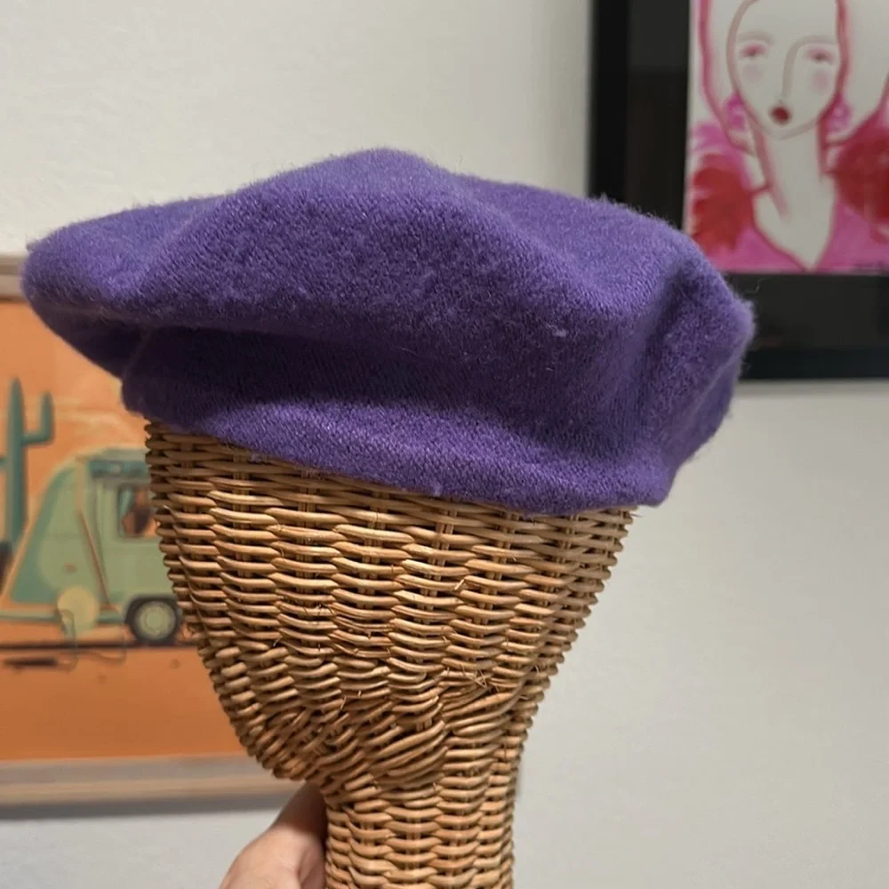 💜💜💜Purple knit, beret hat, soft wool blend